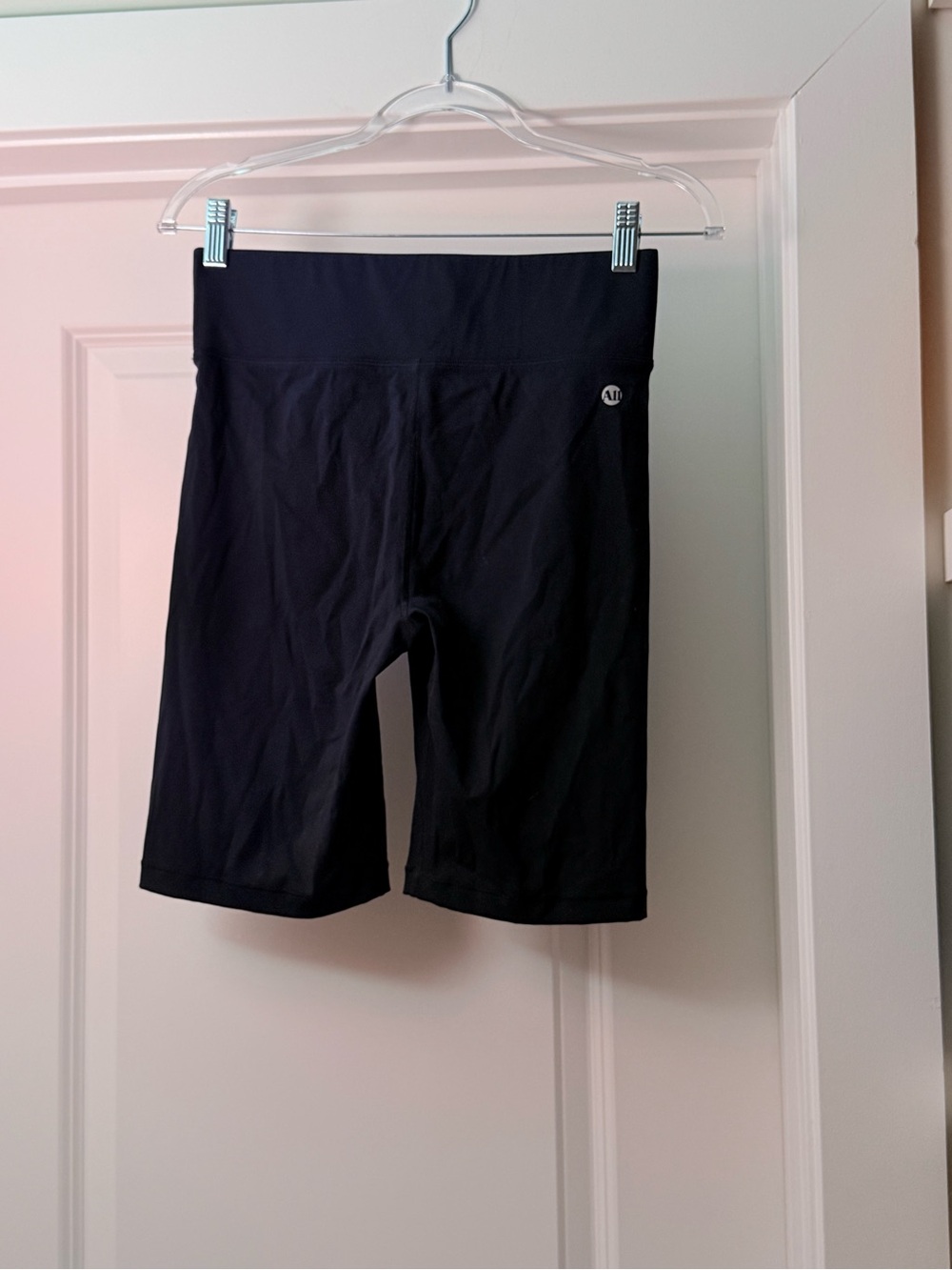 Bandier Women's Black Athletic Bike Shorts by All Access - Picture 3 of 4